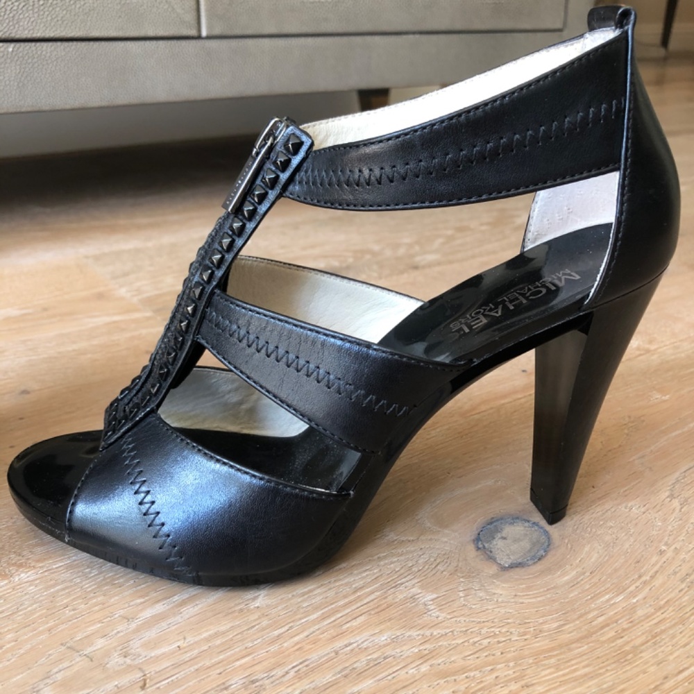 MICHAEL Michael Kors black sandal NEW - Picture 2 of 6